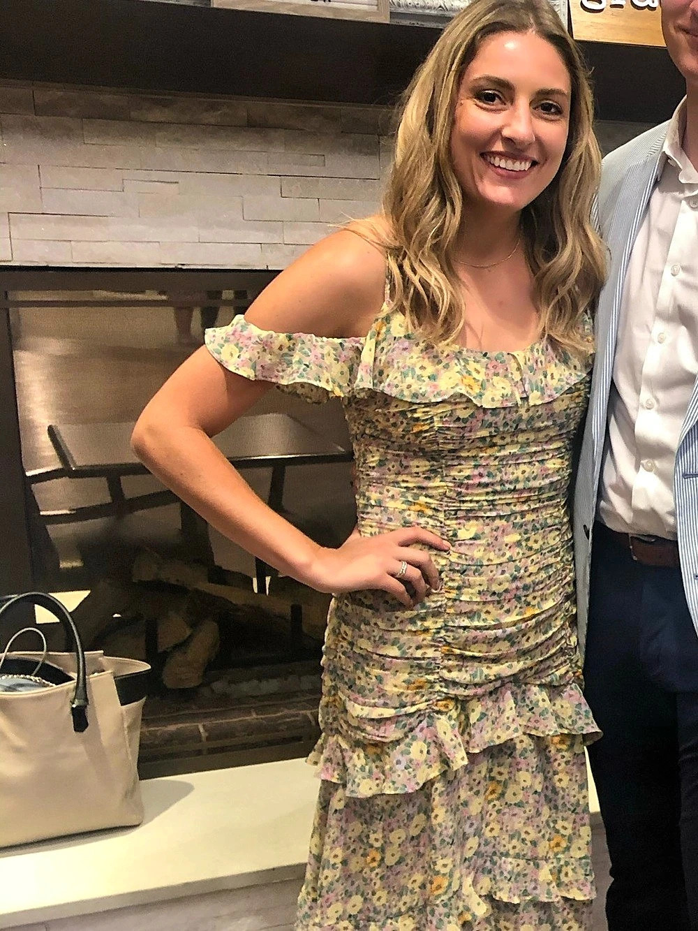 ASTR the Label Floral Midi Dress Size Small Like New